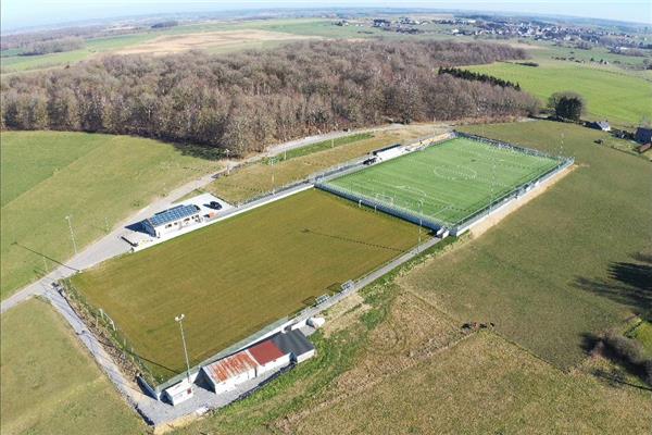 Aménagement terrain de football synthétique - Sportinfrabouw NV